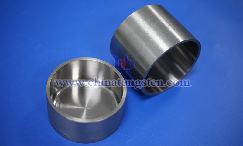 cylindrical tungsten crucible picture