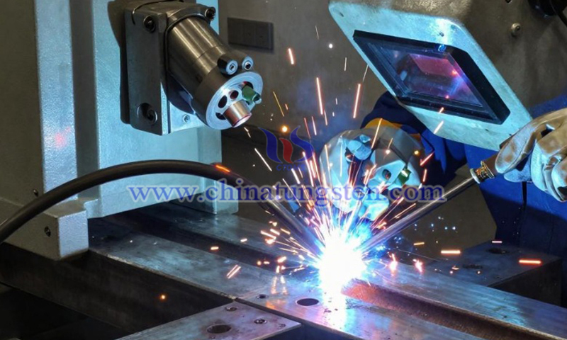 CTIA tungsten needle in arc welding photo